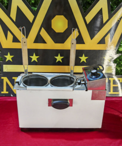 Bếp trần bún, phở